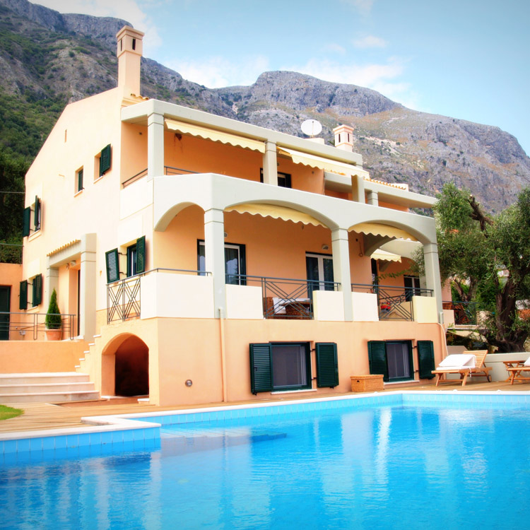 Front view of villa aeolos in Corfu and pool